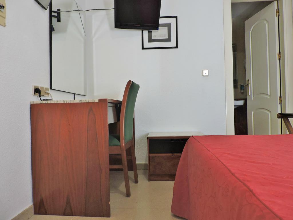 Hotel Las Yucas Atarfe Extérieur photo
