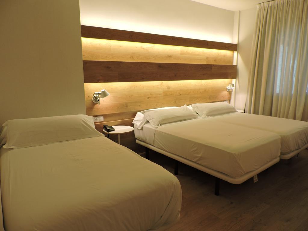 Hotel Las Yucas Atarfe Extérieur photo